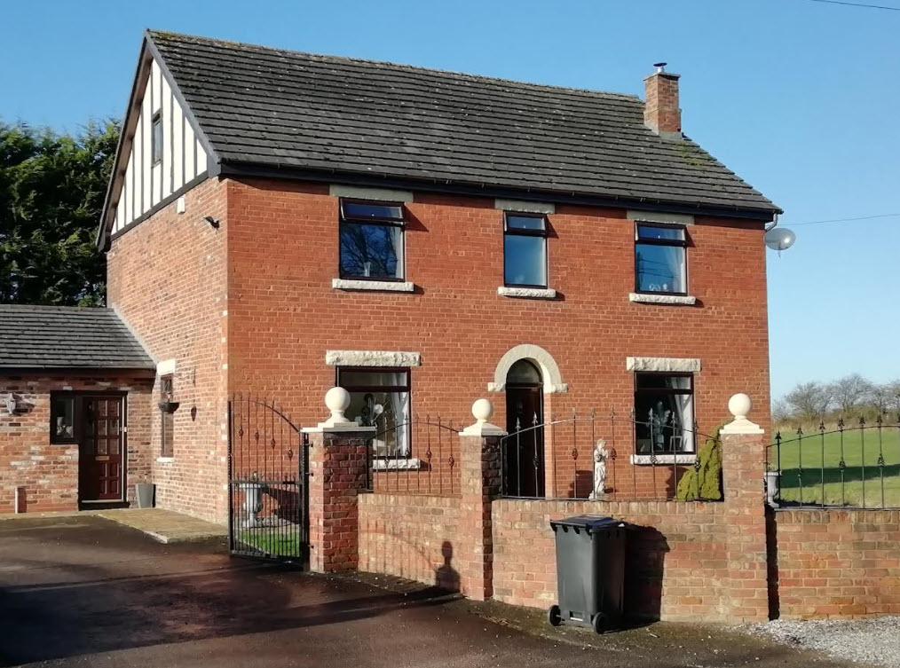 10, Wigan Road, WA3 3UA